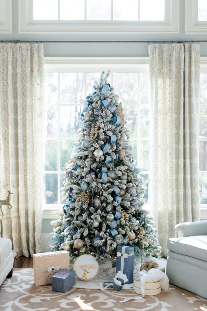 Christmas tree with ribbon decorating ideas